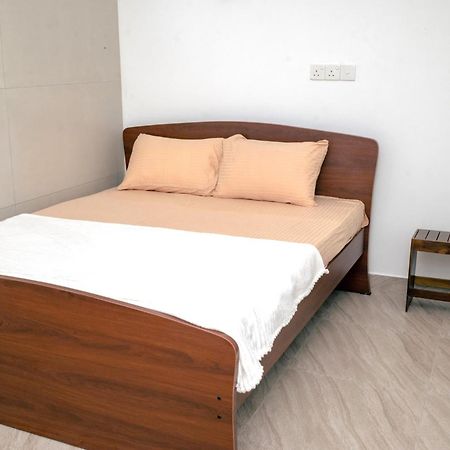 Nnr Wattala Hotel Kültér fotó