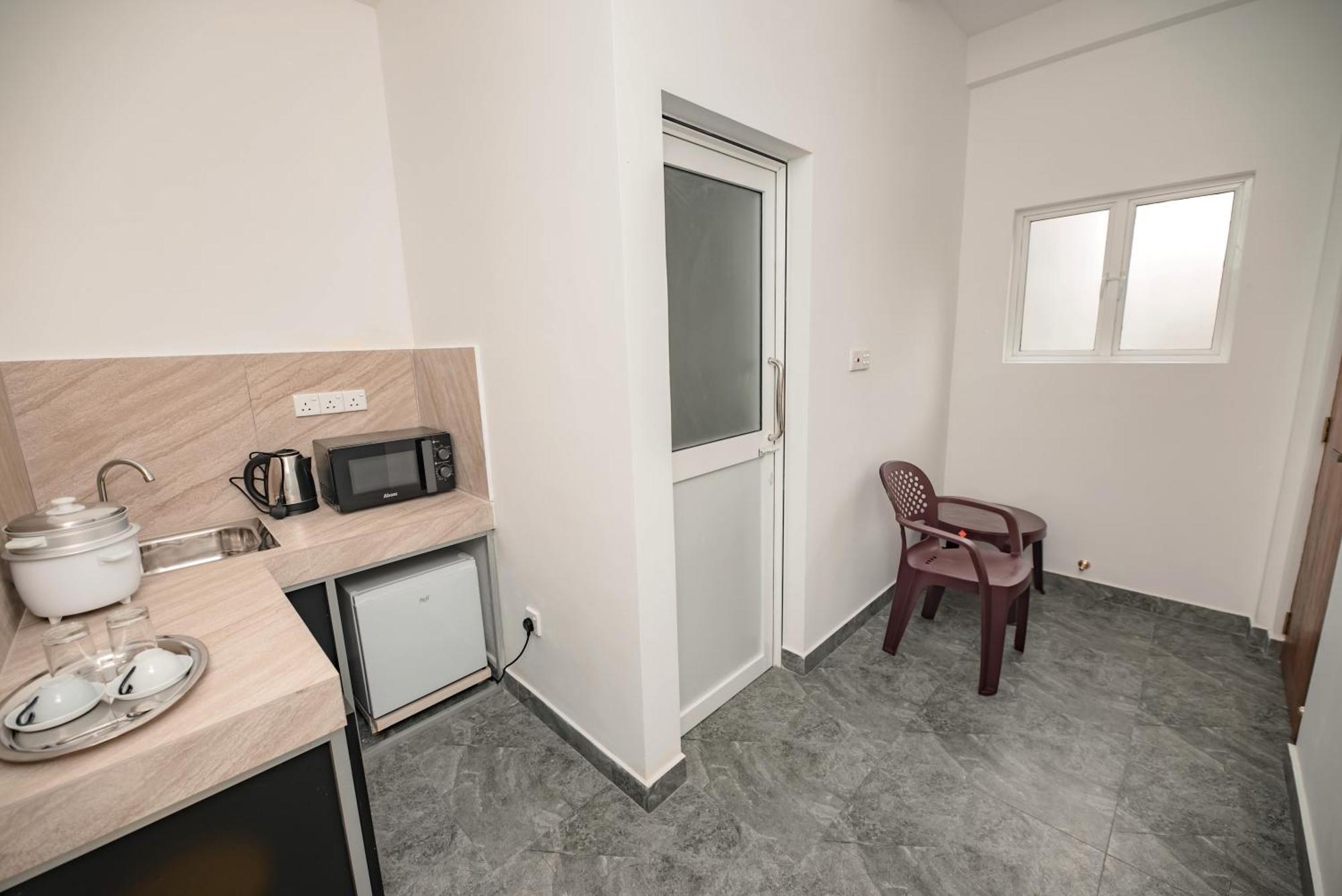 Nnr Wattala Hotel Kültér fotó