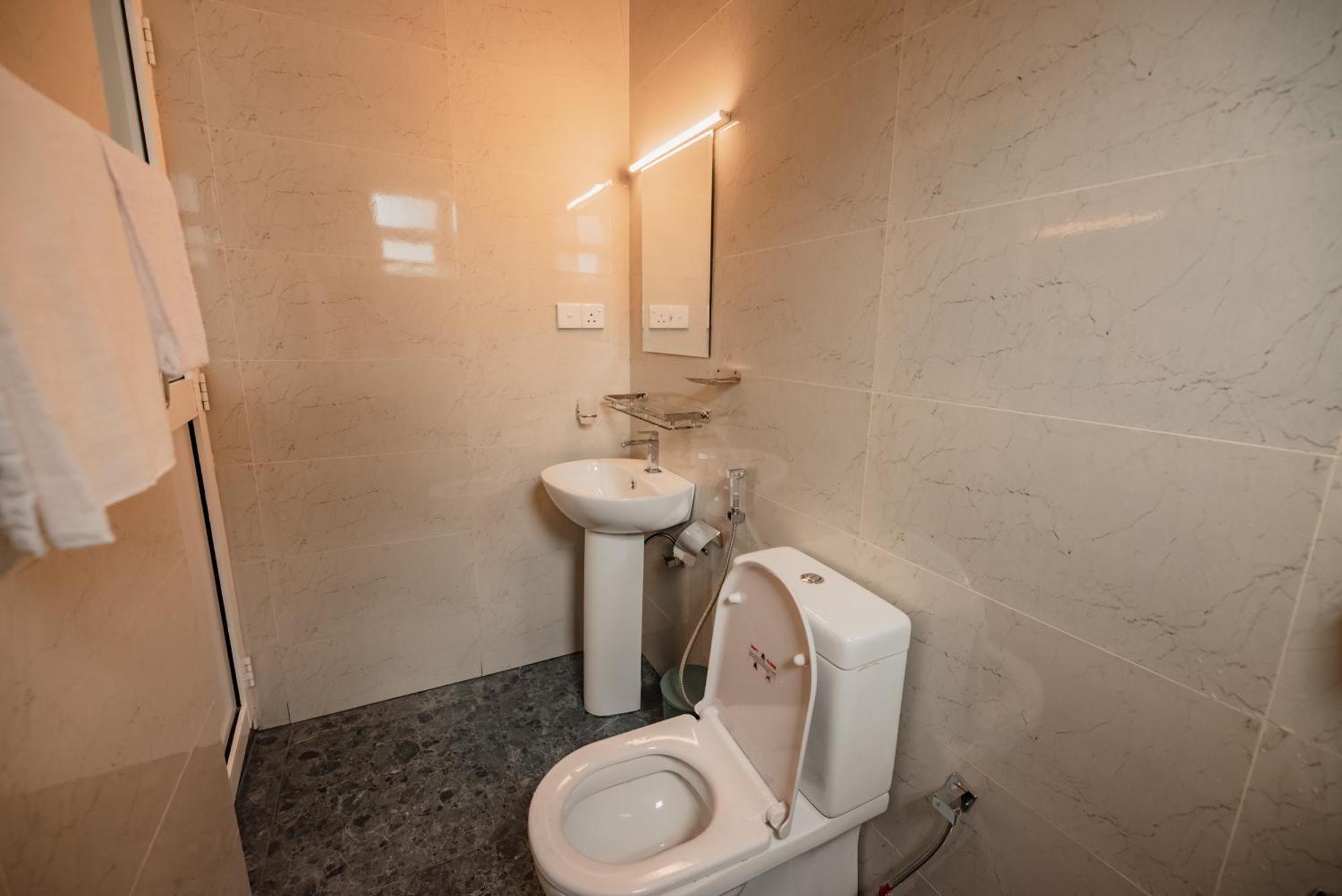 Nnr Wattala Hotel Kültér fotó