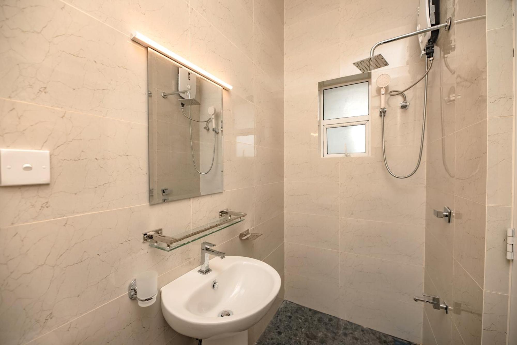 Nnr Wattala Hotel Kültér fotó